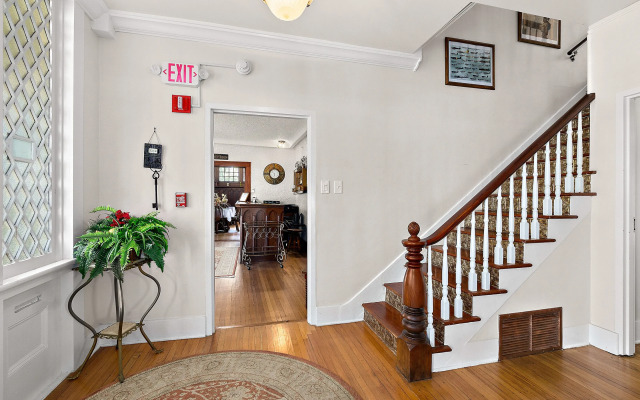 Golden Magnolia Marine