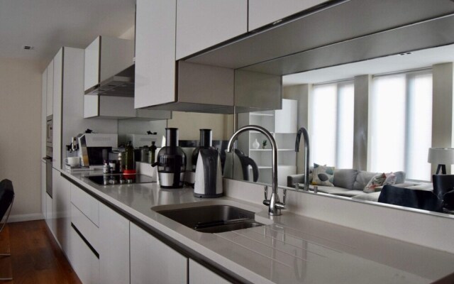 Modern 1 Bedroom Flat in Holborn