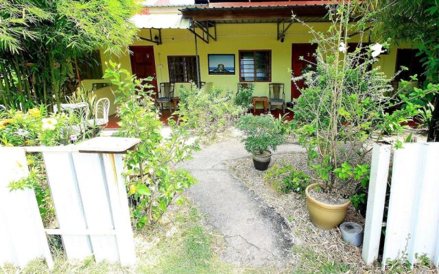 ZEN Rooms Anak Tasik Besar