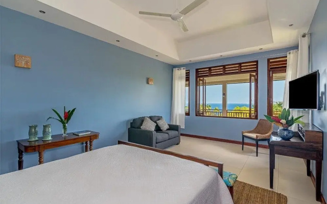 Kanowa , Fully Staffed With Panoramic Views 4 Bedroom Villa