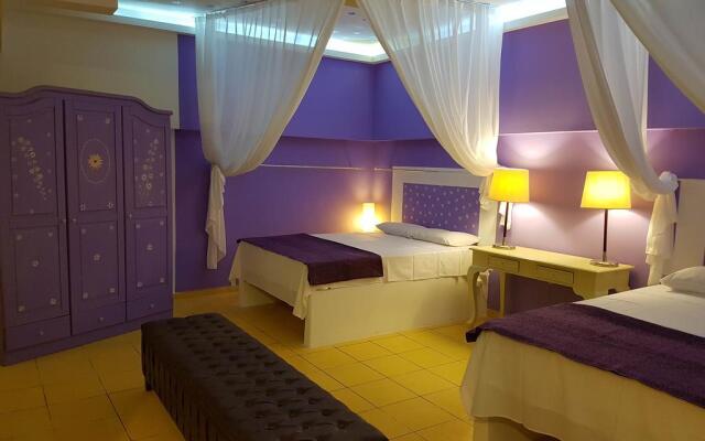 The golden brown luxury guesthouse