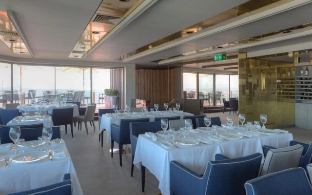 Hotel Dom Henrique Downtown