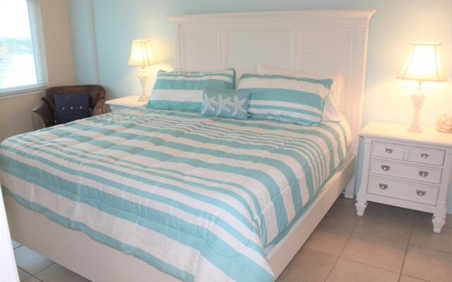 Jamaica Royale T64 - 2 Br Condo