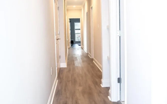 Gorgeous Home Near Streetcar & French Quarter!