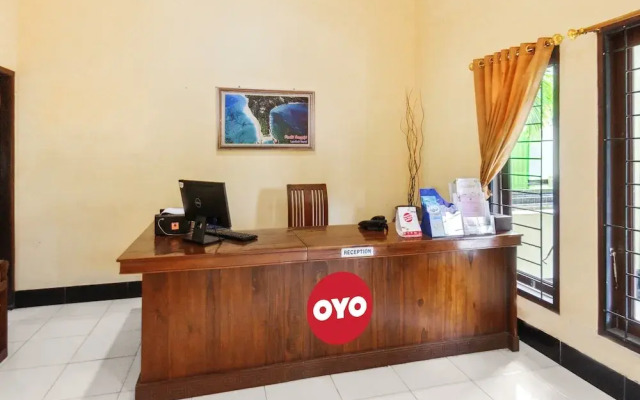 Capital O 93391 Golden Manggis Hotel Near SMKN 1 Lingsar