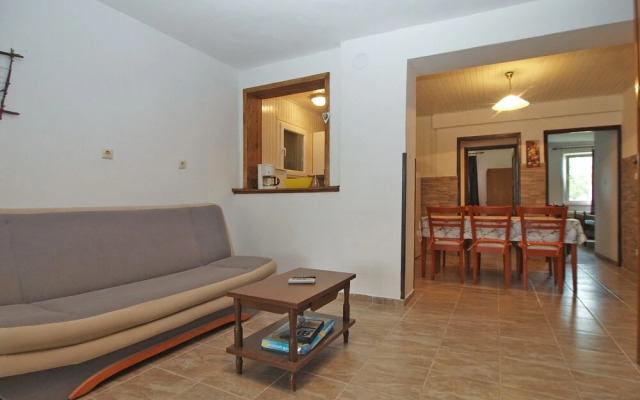 Apartment 1954