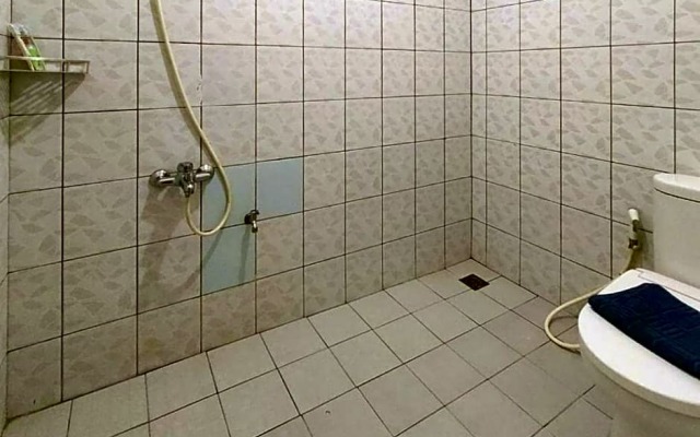 RedDoorz @ Jalan Kolonel Haji Burlian Palembang 2