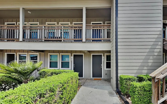 Bb103- Misty's Crab Shack