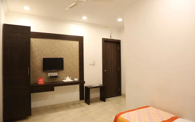 OYO 9953 Hotel Alankar