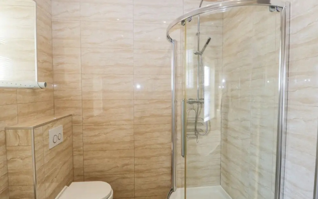 Carlton House Apartment 1