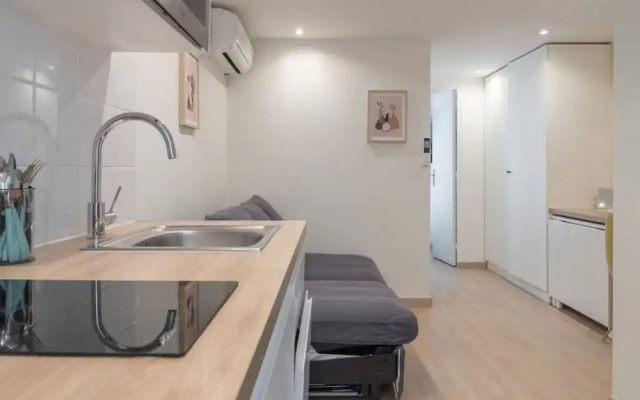 Lavie Maison Parisian Aircon Gem