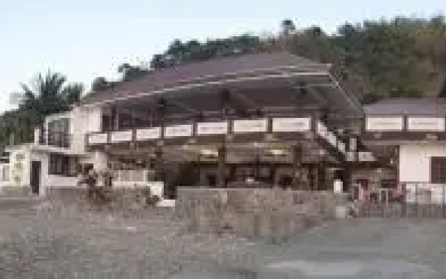Raya Del Sol Dive Resort