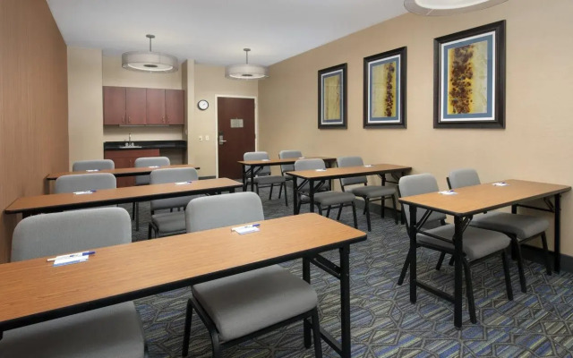 Holiday Inn Express Hotel & Suites Chambersburg by IHG