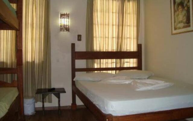 Chale Mineiro Hostel & Pousada