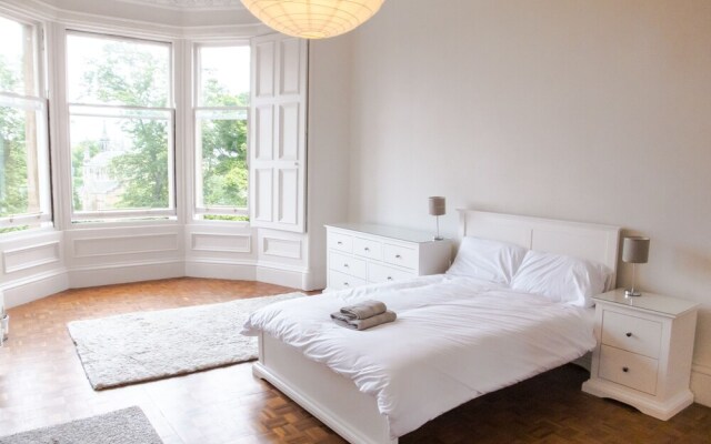 Silver Lining - Luxury Thirlestane Road