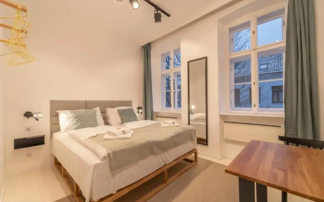 The Minimalist Vol. 2