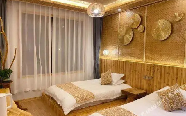 Xiangbanshi Farmhouse