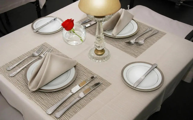 Melia Recoleta Plaza