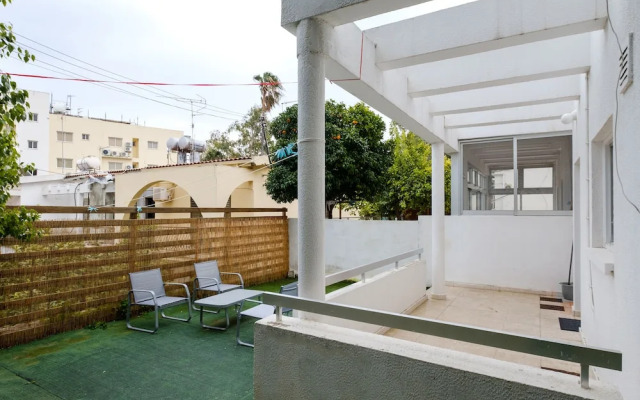 Townhouse In Ideal Location