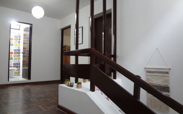 Meetinc House