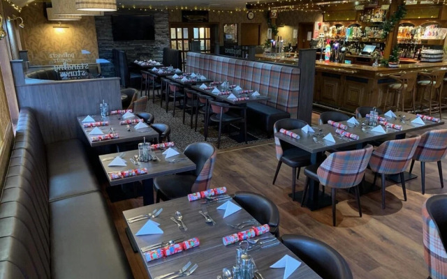 Standing Stones Hotel