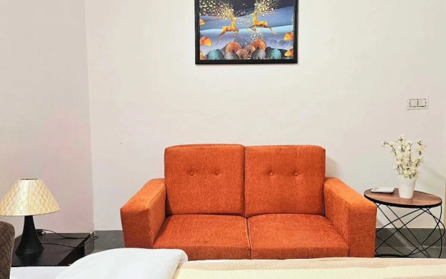 Lux Studio Epic Stay