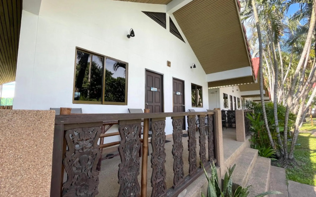 Dolphin Bay Beach Resort