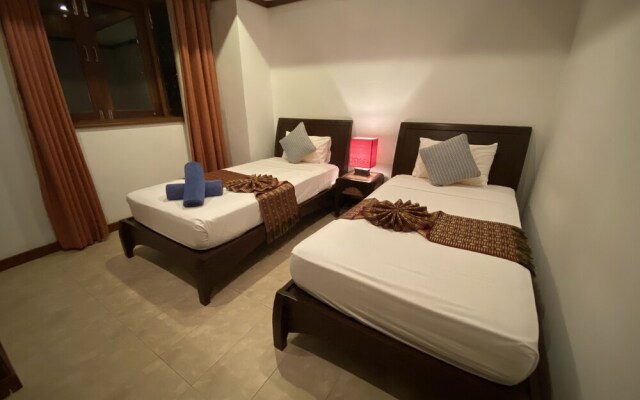 4 Bedroom Villa TG48 on beachfront resort SDV288-By Samui Dream Villas