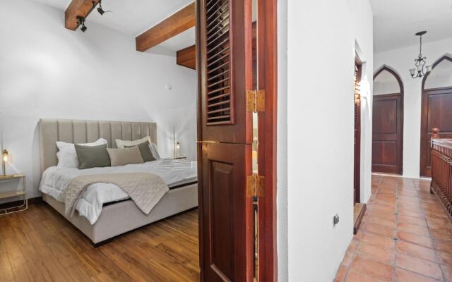 Otium Rentals Penthouse w 2 Terraces