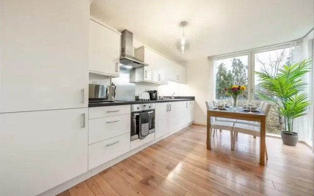 2 Bed-sleeps 6-free Parking-gym-terrace