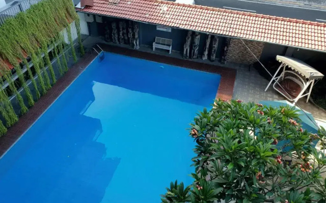 Airlangga Hotel
