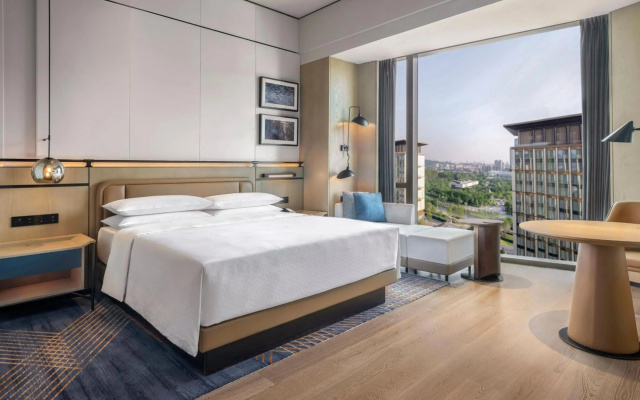Four Points By Sheraton Guangzhou, Baiyun – Guest Rooms – Guangzhou