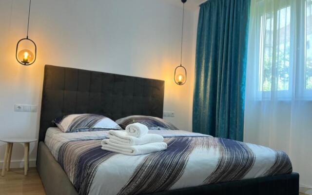 Alexander Cozy Apartment FREE PRIVATE PARKING