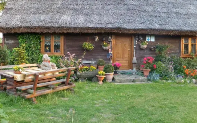 Chata pod strzechą