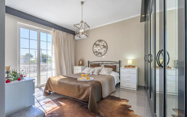 Fontana Luxury Villa Salakos With Pool Near Beach