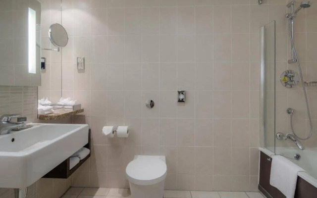 Cambridge Hotel