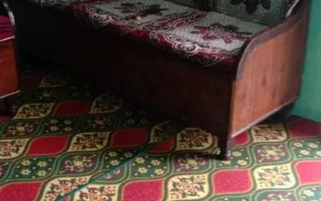 POP 92374 Sanjana Homestay