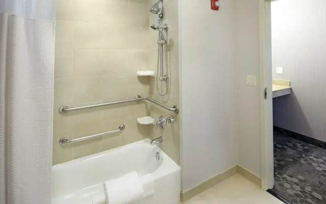 Courtyard Pittsburgh Greensburg