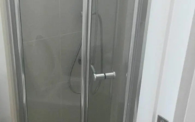 SM Light Residence - 1BR Condo with Balcony FF