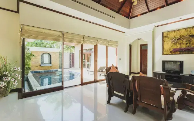 Villa in Bangtao in Les Palmares Villa 8