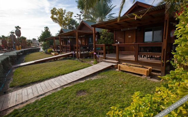 Belfer's Dead Sea cabins- Apartments