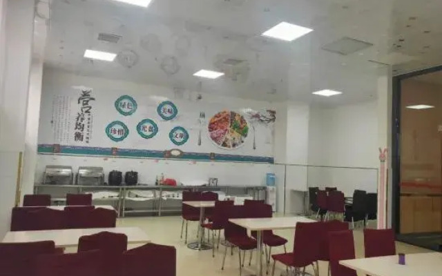 Thank You Inn (Guilin Railway Station)