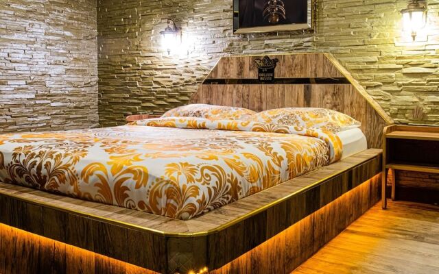 Golden Rock House