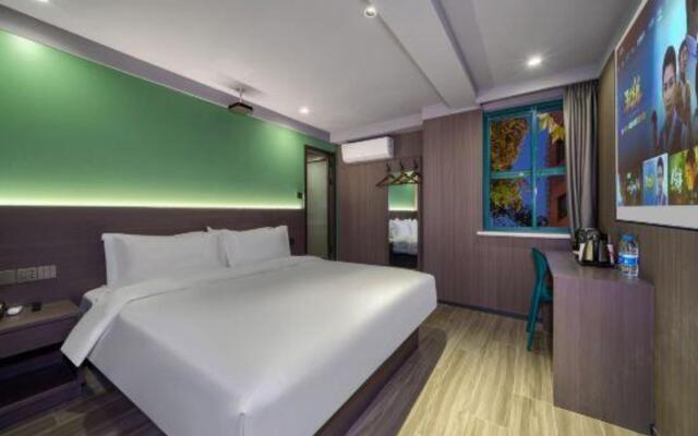 Jianwei Space Art Hotel (Shanghai Lujiabang Road Subway Station Branch)