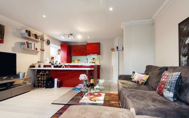 Stylish Marloes Apartment - JNM