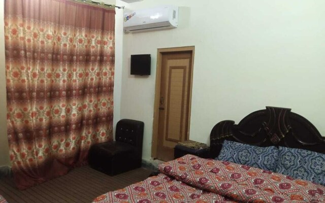 Swat Riverina Hotel