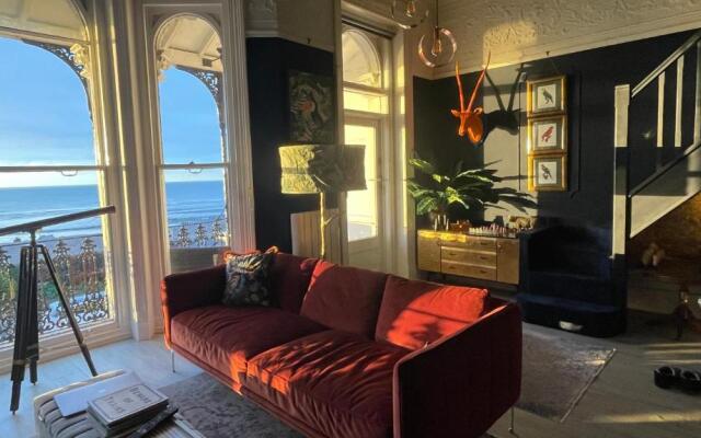 The Regency Studio - Stunning Seaview
