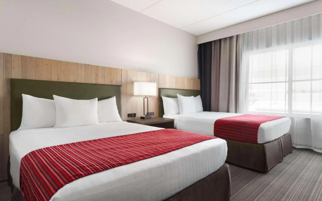 Country Inn & Suites by Radisson, Duluth North, MN