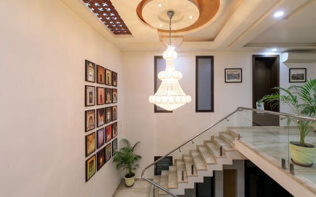 Bungalow by the station by Vista Rooms