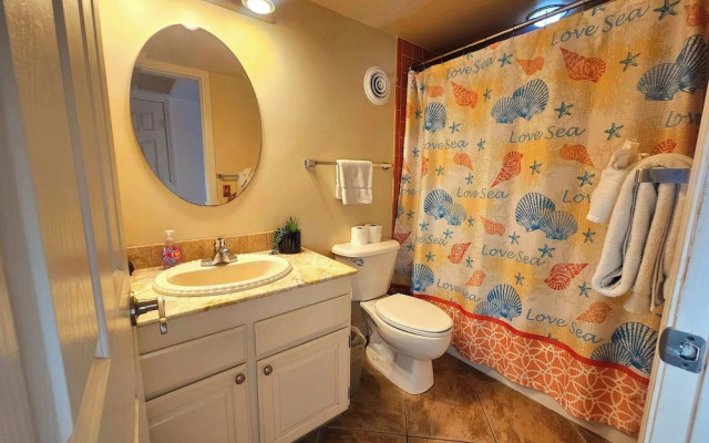 White Sands Village #309 A/c, Tennis & Pool!